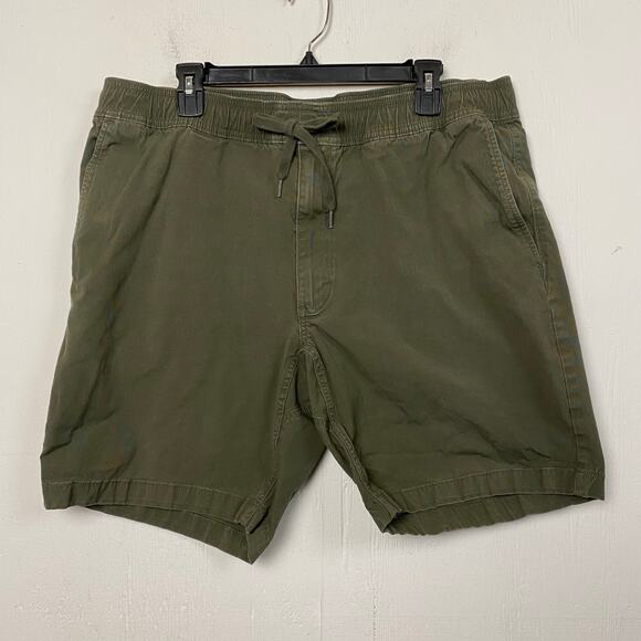 Duluth Trading Co Men's Green Pull On Shorts Size 40 - Picture 1 of 6